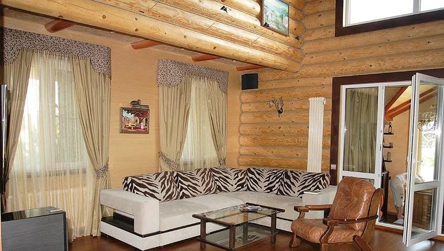 Обустройство гостиной в деревянном доме 3 доступных варианта